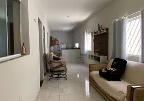 Foto 1 de Casa com 2 Quartos para alugar, 90m² em Pimenta, Crato