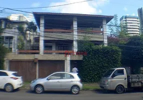 Foto 1 de Casa com 6 Quartos para venda ou aluguel, 633m² em Caminho Das Árvores, Salvador