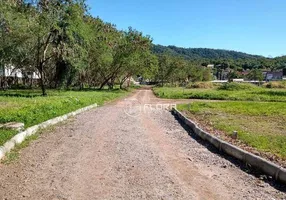 Foto 1 de Lote/Terreno à venda, 240m² em Spar Inoa, Maricá