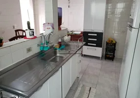 Foto 1 de Sobrado com 4 Quartos à venda, 154m² em Jardim Santa Terezinha, Taboão da Serra