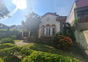 Foto 1 de Casa com 4 Quartos à venda, 234m² em Vila Assunção, Porto Alegre