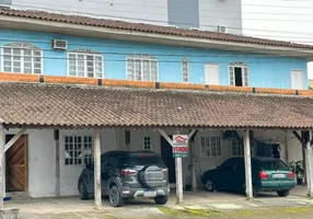 Foto 1 de Sobrado com 6 Quartos à venda, 105m² em Jaraguá Esquerdo, Jaraguá do Sul