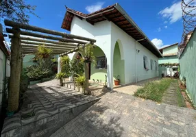 Foto 1 de Apartamento com 4 Quartos à venda, 360m² em Sinimbu, Belo Horizonte