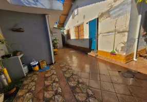 Foto 1 de Casa com 3 Quartos à venda, 250m² em Balneário Maracanã, Praia Grande