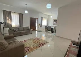 Foto 1 de Casa com 3 Quartos à venda, 200m² em Granjas Rurais Reunidas Sao Judas Tadeu, Taubaté