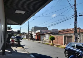 Foto 1 de Imóvel Comercial com 3 Quartos à venda, 200m² em Cidade Jardim, Uberlândia