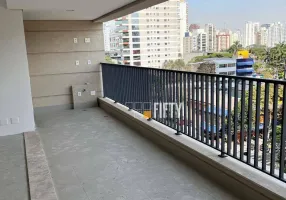 Foto 1 de Apartamento com 3 Quartos para alugar, 145m² em Itaim Bibi, São Paulo