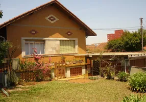 Foto 1 de Casa com 3 Quartos para venda ou aluguel, 300m² em Vila Santana, São Paulo
