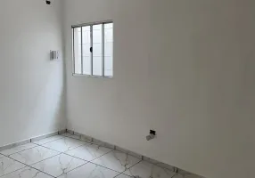 Foto 1 de Ponto Comercial para alugar, 21m² em Jardim Itaquá, Itaquaquecetuba