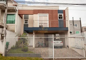 Foto 1 de Casa de Condomínio com 3 Quartos à venda, 177m² em Xaxim, Curitiba