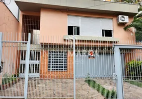 Foto 1 de Casa com 3 Quartos à venda, 327m² em Petrópolis, Porto Alegre