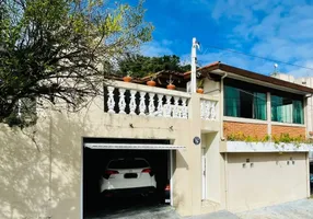 Foto 1 de Casa com 3 Quartos para alugar, 167m² em Centro, Jacareí