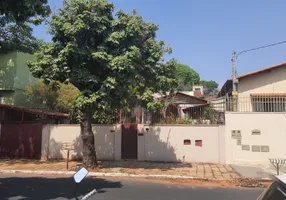 Foto 1 de Casa com 4 Quartos à venda, 220m² em Setor Sul, Goiânia