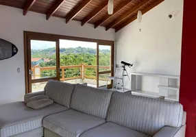 Foto 1 de Casa de Condomínio com 3 Quartos à venda, 230m² em Serraria, Porto Alegre