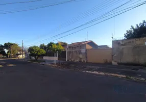 Foto 1 de Lote/Terreno à venda, 360m² em Guanandi, Campo Grande