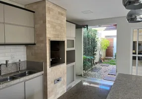 Foto 1 de Casa de Condomínio com 3 Quartos à venda, 150m² em Condominio Village Paradiso, Uberlândia