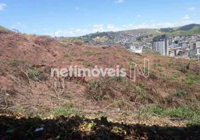 Foto 1 de Lote/Terreno à venda, 1637m² em Alto da Boa Vista, Ponte Nova