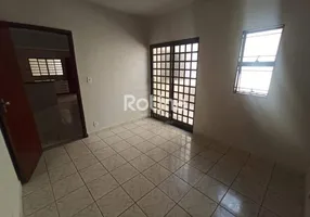 Foto 1 de Casa com 3 Quartos à venda, 123m² em Granada, Uberlândia