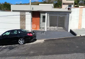 Foto 1 de Casa com 3 Quartos à venda, 168m² em Centro, Pedreira