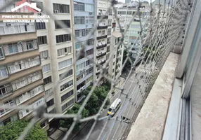 Foto 1 de Kitnet com 1 Quarto para alugar, 37m² em Copacabana, Rio de Janeiro