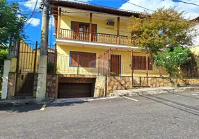 Foto 1 de Casa com 4 Quartos à venda, 398m² em São Mateus, Juiz de Fora