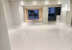 Foto 1 de Apartamento com 4 Quartos à venda, 255m² em Alphaville, Barueri