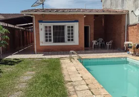 Foto 1 de Casa com 4 Quartos à venda, 184m² em Jardim Nova Itanhaem, Itanhaém