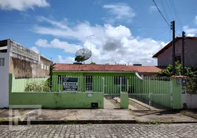 Foto 1 de Casa com 4 Quartos à venda, 120m² em Feitosa, Maceió