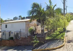 Foto 1 de Casa com 5 Quartos à venda, 180m² em Volta Grande, Farroupilha