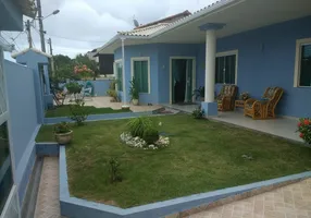 Foto 1 de Casa com 5 Quartos à venda, 200m² em 15 de Novembro, Araruama