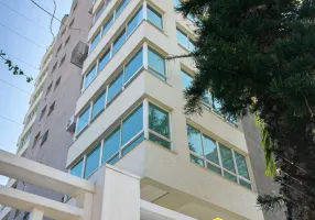 Foto 1 de Apartamento com 3 Quartos à venda, 92m² em Passo da Areia, Porto Alegre