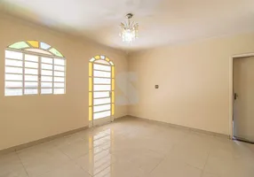 Foto 1 de Casa com 6 Quartos à venda, 216m² em Jardim Califórnia, Contagem