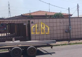 Foto 1 de Casa com 3 Quartos à venda, 200m² em Ikaray, Várzea Grande