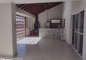 Foto 1 de Casa com 4 Quartos à venda, 173m² em Vila Tibério, Ribeirão Preto