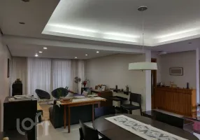 Foto 1 de Casa com 3 Quartos à venda, 350m² em Brooklin, São Paulo