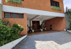 Foto 1 de Sobrado com 3 Quartos para alugar, 310m² em Jardim França, São Paulo
