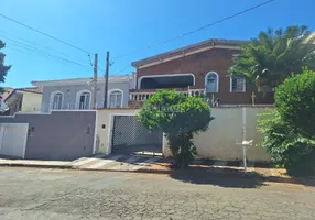 Foto 1 de Casa com 3 Quartos à venda, 315m² em Jardim Boa Esperança, Campinas