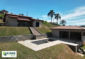 Foto 1 de Fazenda/Sítio com 3 Quartos à venda, 1000m² em Zona Rural, Pinhalzinho