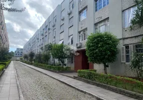 Foto 1 de Apartamento com 3 Quartos à venda, 75m² em Medianeira, Porto Alegre