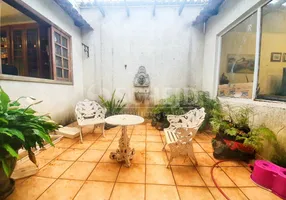 Foto 1 de Casa com 4 Quartos à venda, 250m² em Santo Amaro, São Paulo