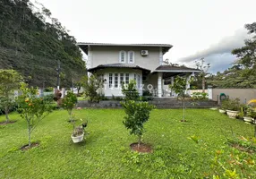 Foto 1 de Casa com 4 Quartos à venda, 276m² em Barra do Imbuí, Teresópolis