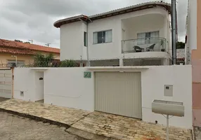 Foto 1 de Casa com 5 Quartos à venda, 425m² em Centro, Nanuque