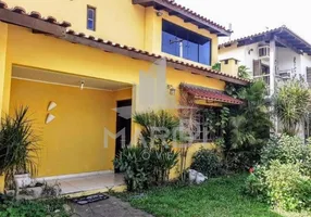 Foto 1 de Casa com 4 Quartos à venda, 147m² em Serraria, Porto Alegre
