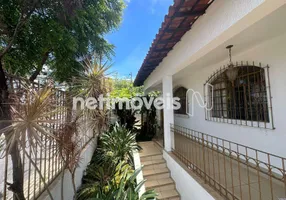 Foto 1 de Casa com 3 Quartos à venda, 450m² em Ouro Preto, Belo Horizonte