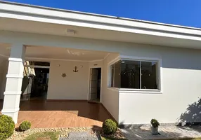 Foto 1 de Casa com 3 Quartos à venda, 180m² em Ubatuba, São Francisco do Sul