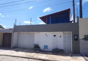 Foto 1 de Casa de Condomínio com 5 Quartos à venda, 211m² em Engenheiro Luciano Cavalcante, Fortaleza