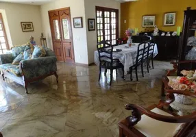 Foto 1 de Casa de Condomínio com 4 Quartos à venda, 460m² em Badu, Niterói