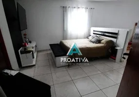 Foto 1 de Sobrado com 3 Quartos à venda, 260m² em Jardim Las Vegas, Santo André