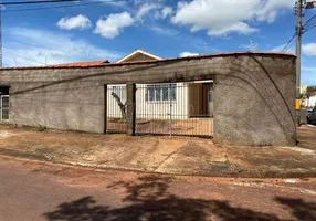 Foto 1 de Casa com 2 Quartos à venda, 156m² em Jardim das Paineiras, Araraquara