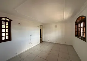 Foto 1 de Casa com 4 Quartos para alugar, 150m² em Planalto, Belo Horizonte